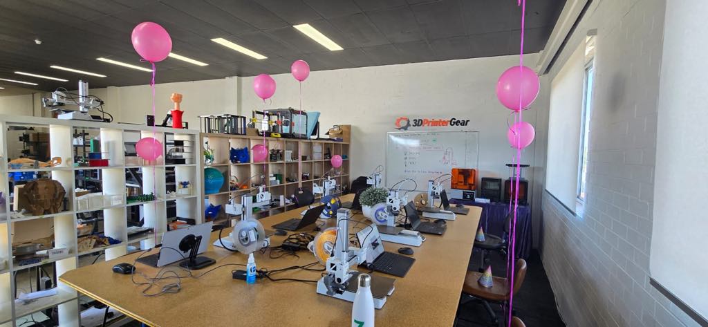 Private sessions and community